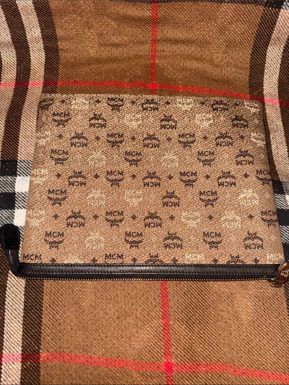 MCM  Authentic Tan Monogram Pouch - Picture 4 of 8